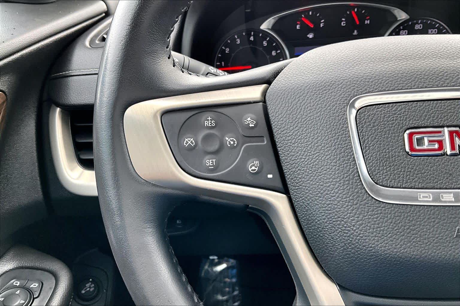 Thumbnail: 2020 GMC Terrain - 24