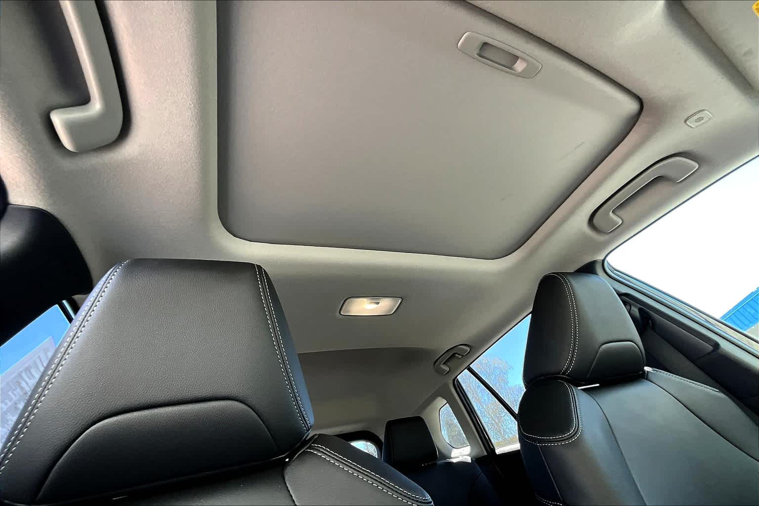 2023 Toyota Corolla Cross XLE 30