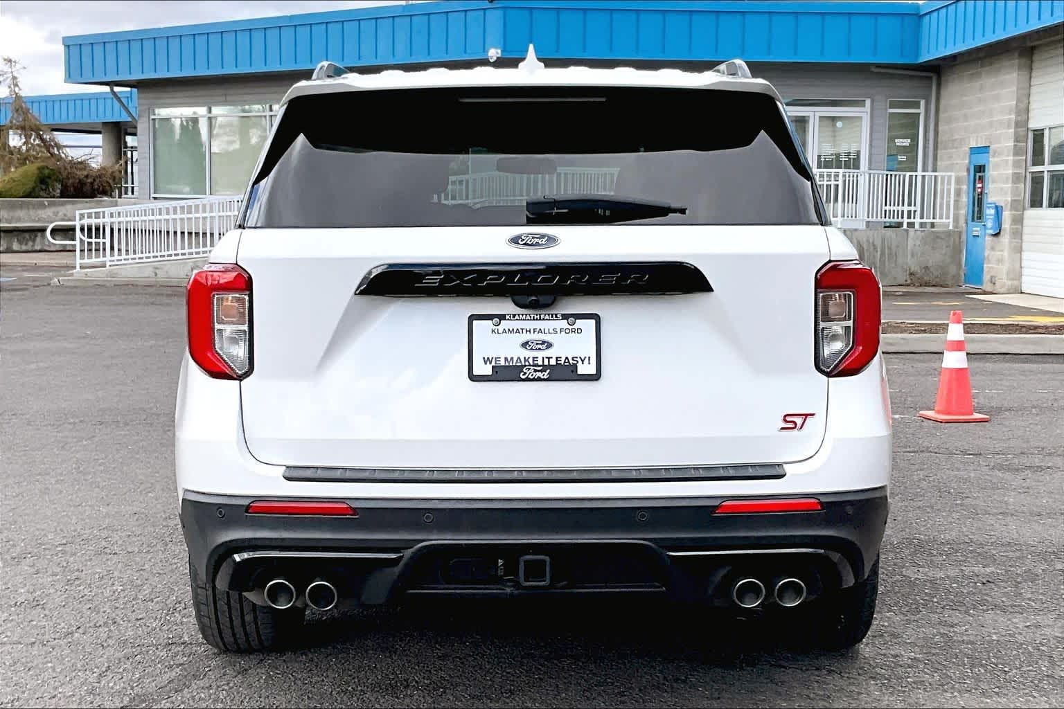 Thumbnail: 2020 Ford Explorer - 5