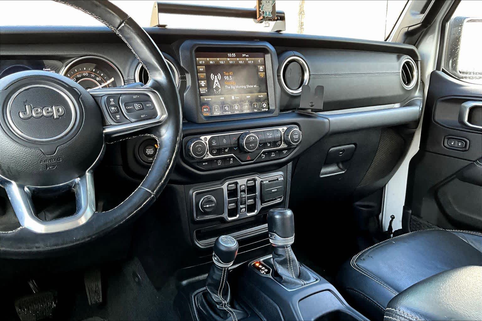 Thumbnail: 2020 Jeep Gladiator - 15