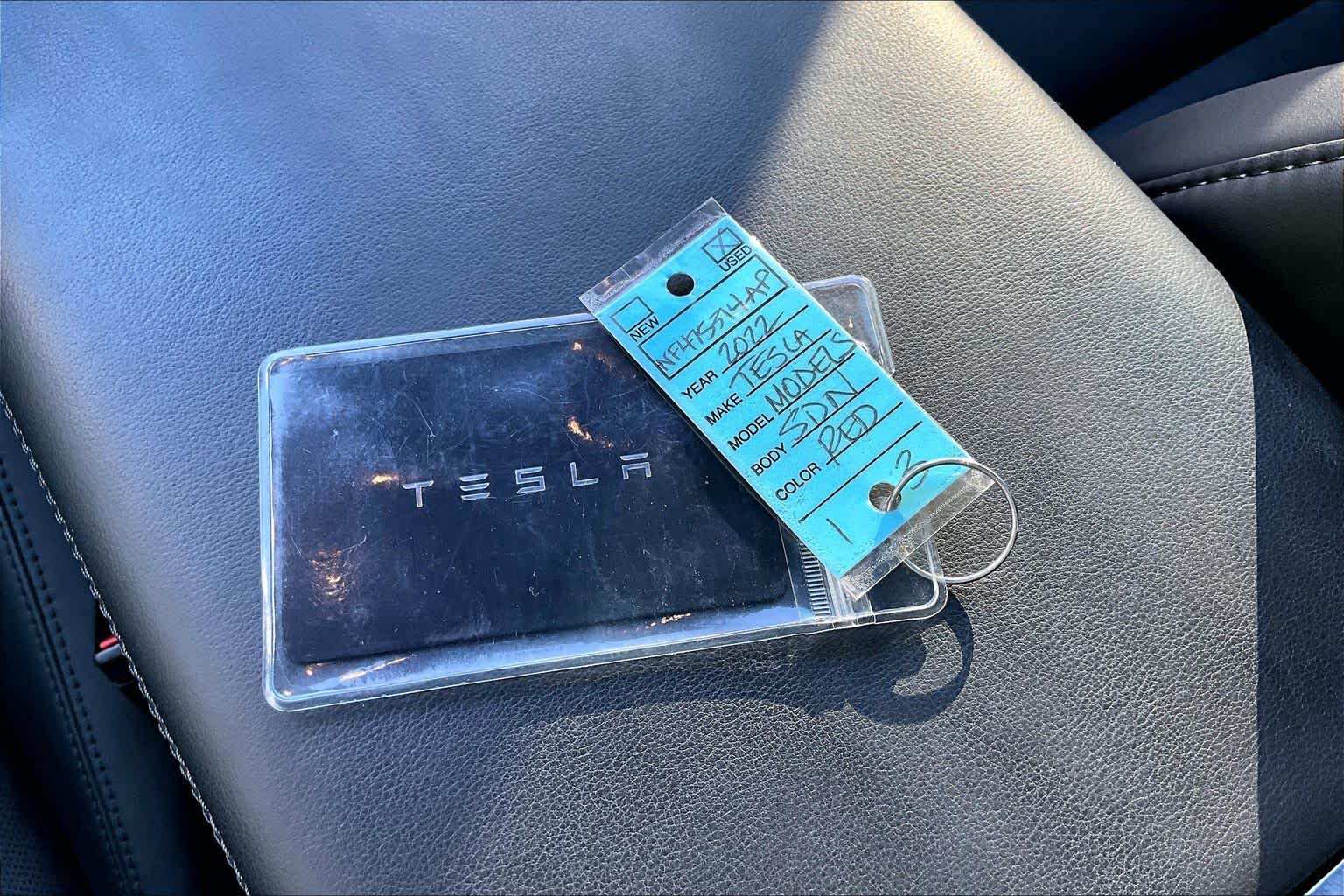 Thumbnail: 2022 Tesla Model S - 19