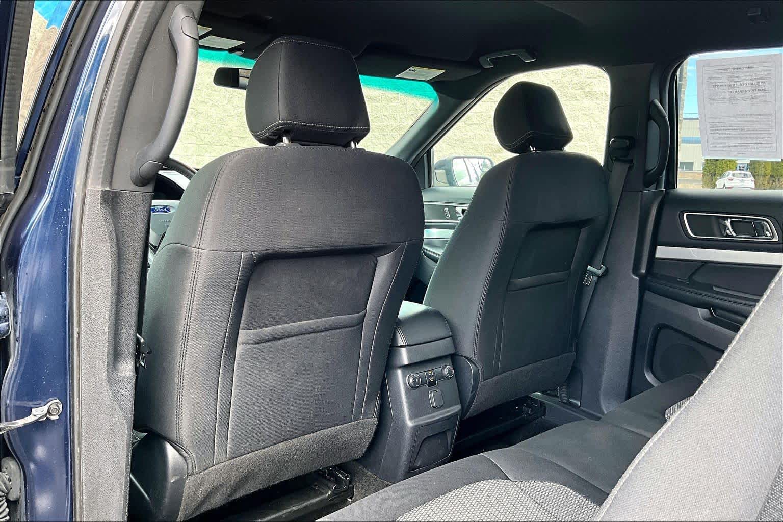 Thumbnail: 2016 Ford Explorer - 12