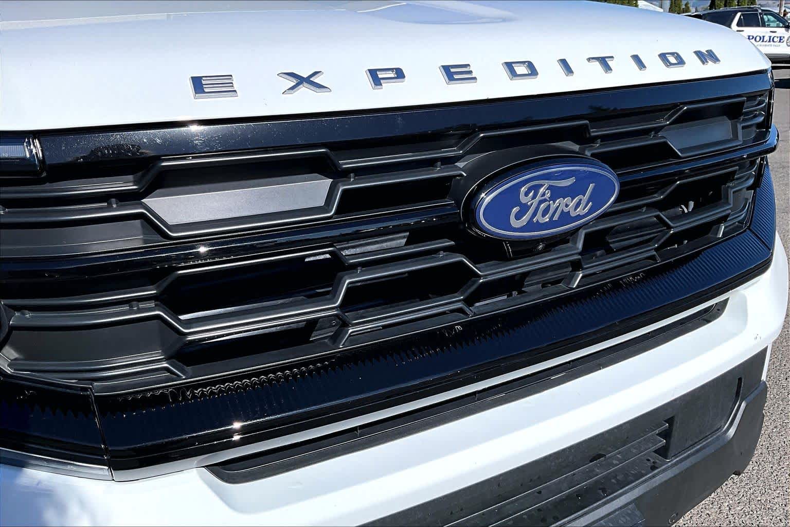 Thumbnail: 2025 Ford Expedition - 33