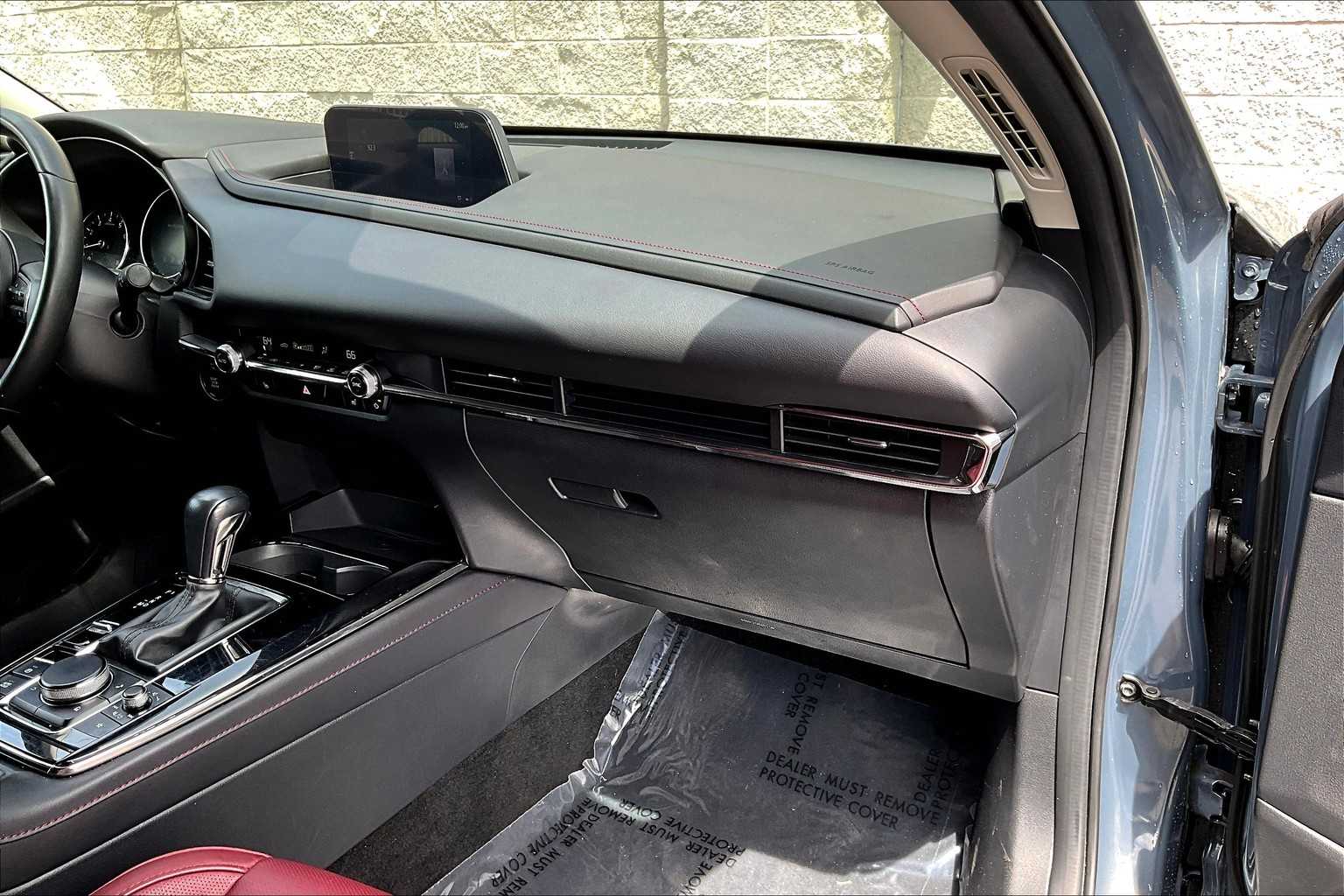 2024 Mazda CX-30 Carbon 23
