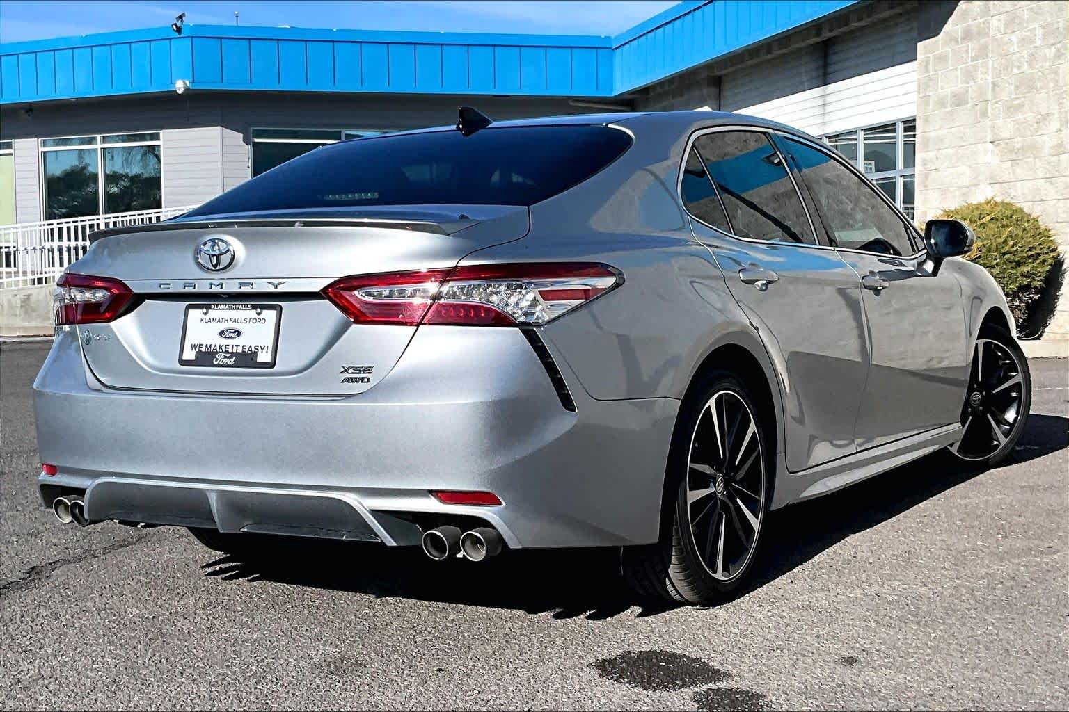 Thumbnail: 2020 Toyota Camry - 22