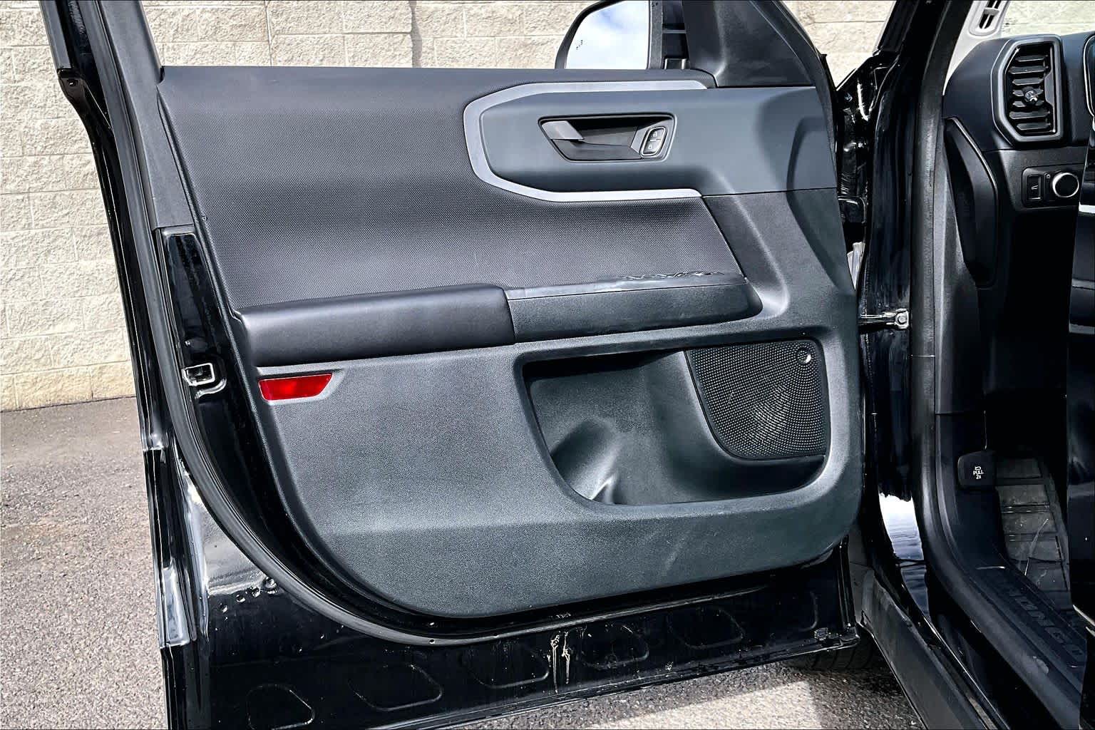 Thumbnail: 2021 Ford Bronco Sport - 27