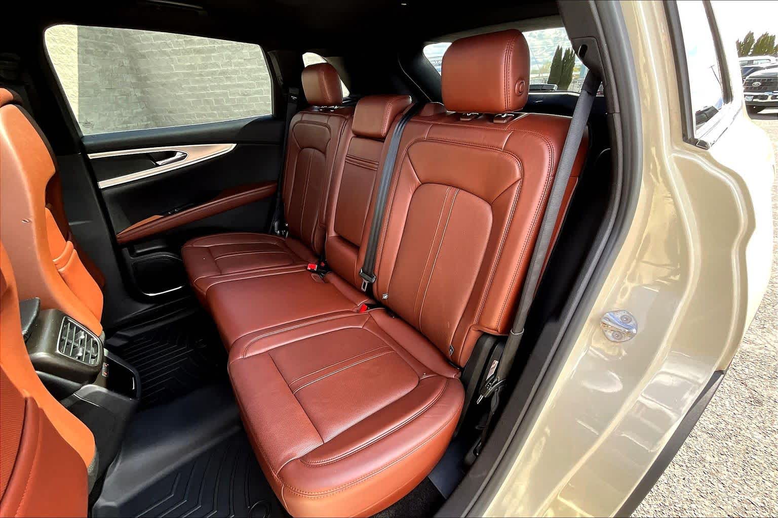 Thumbnail: 2016 Lincoln MKX - 29