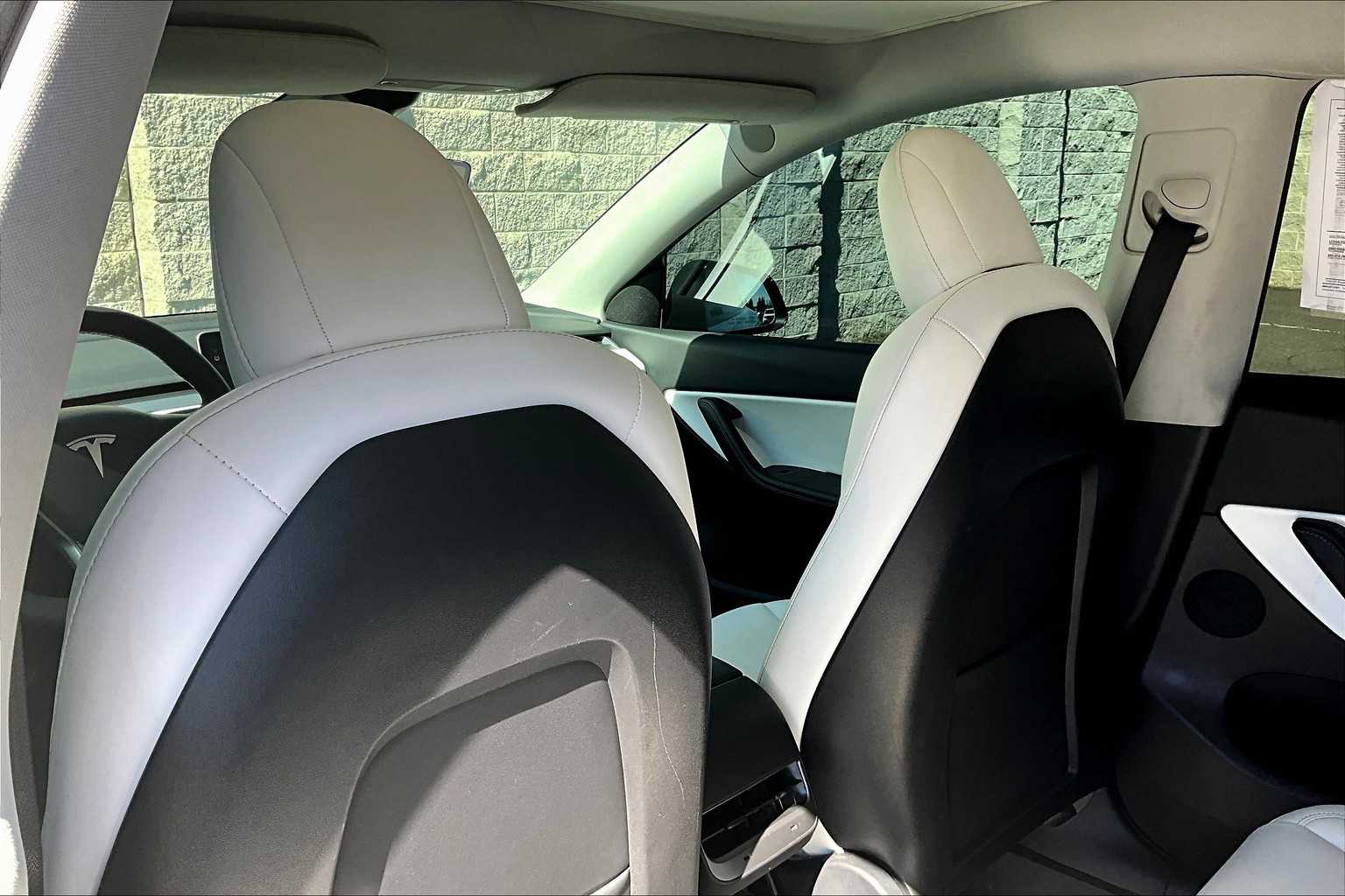 Thumbnail: 2021 Tesla Model Y - 12
