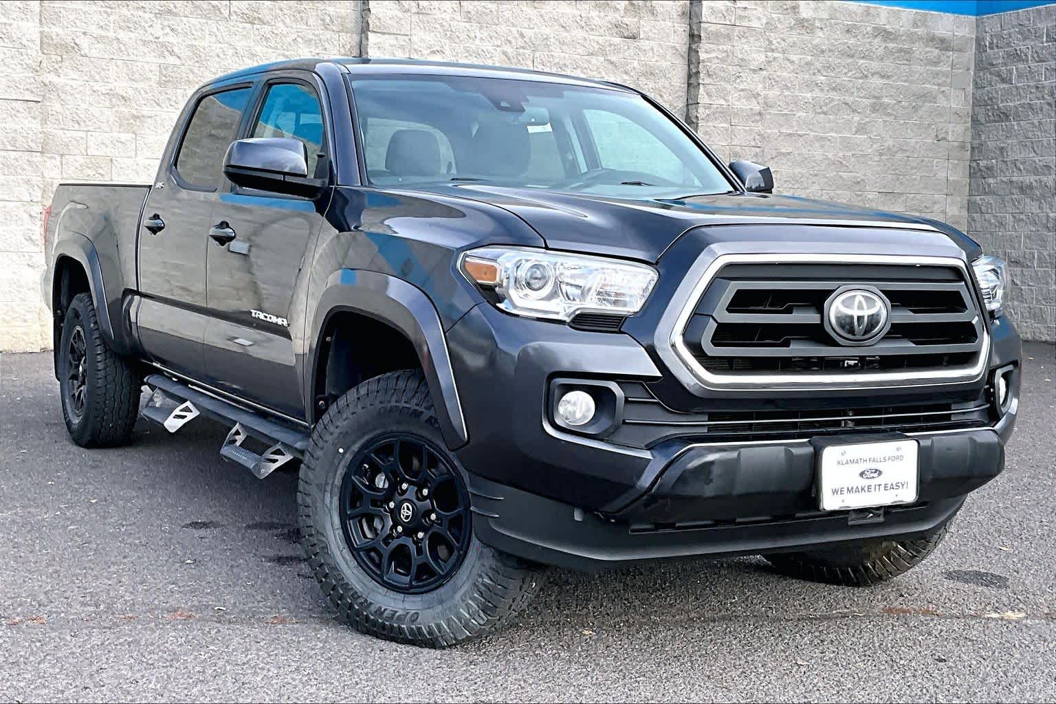 Thumbnail: 2020 Toyota Tacoma - 6