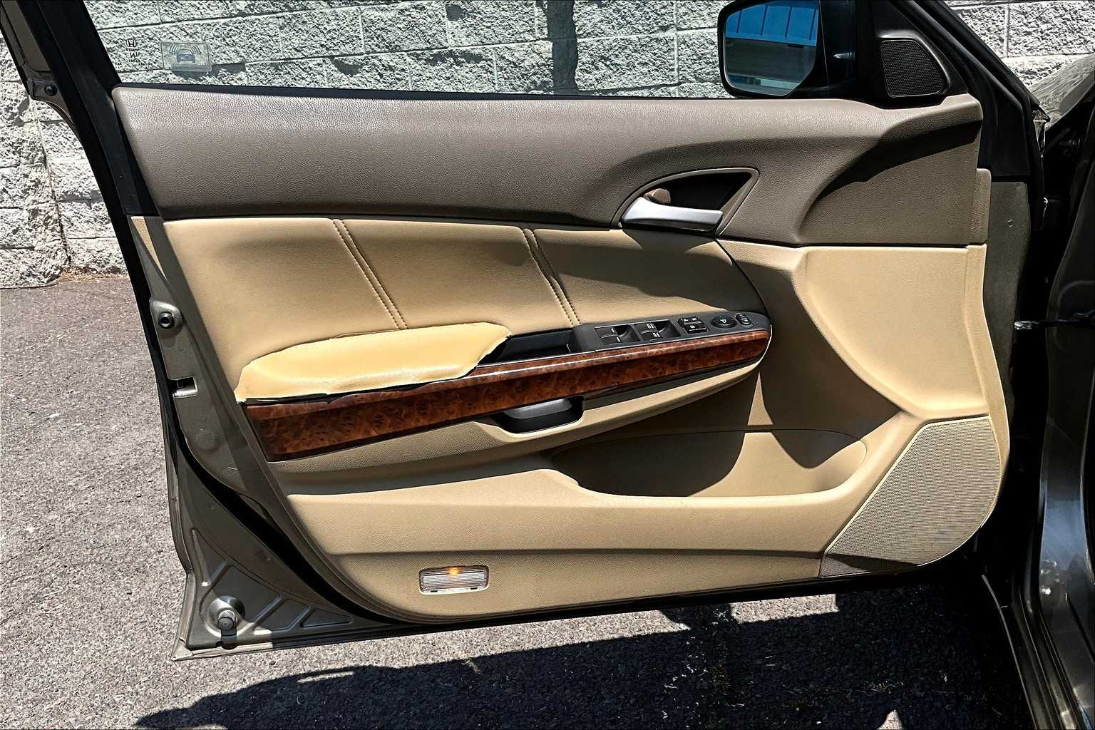 2008 Honda Accord  26