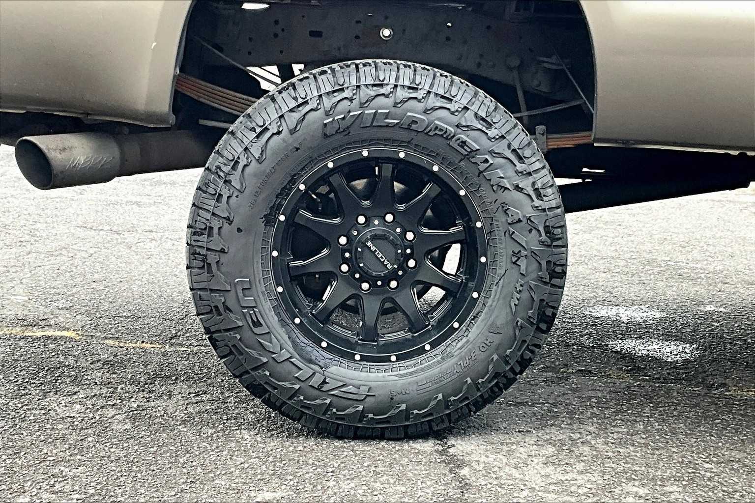 Thumbnail: 2006 Ford F-350 - 36