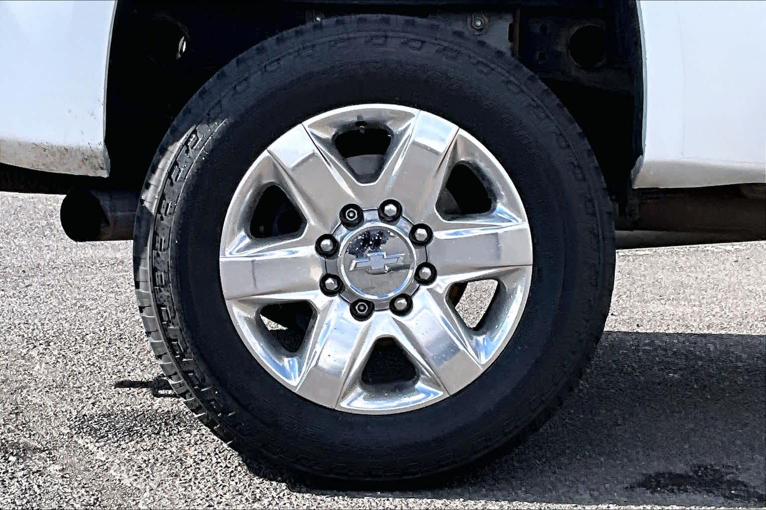 Thumbnail: 2014 GMC Sierra 2500 - 36