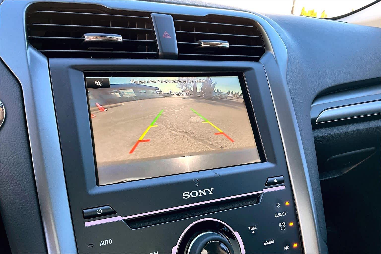 Thumbnail: 2015 Ford Fusion - 26