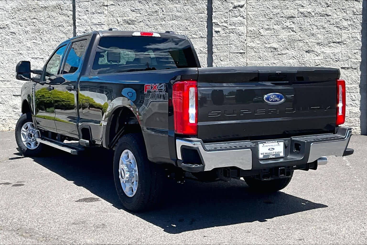 Thumbnail: 2025 Ford F-250 - 4