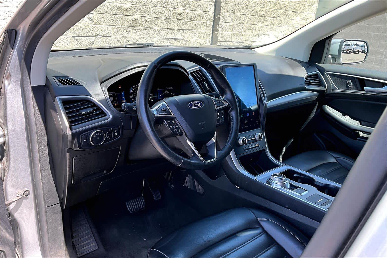 Thumbnail: 2022 Ford Edge - 5