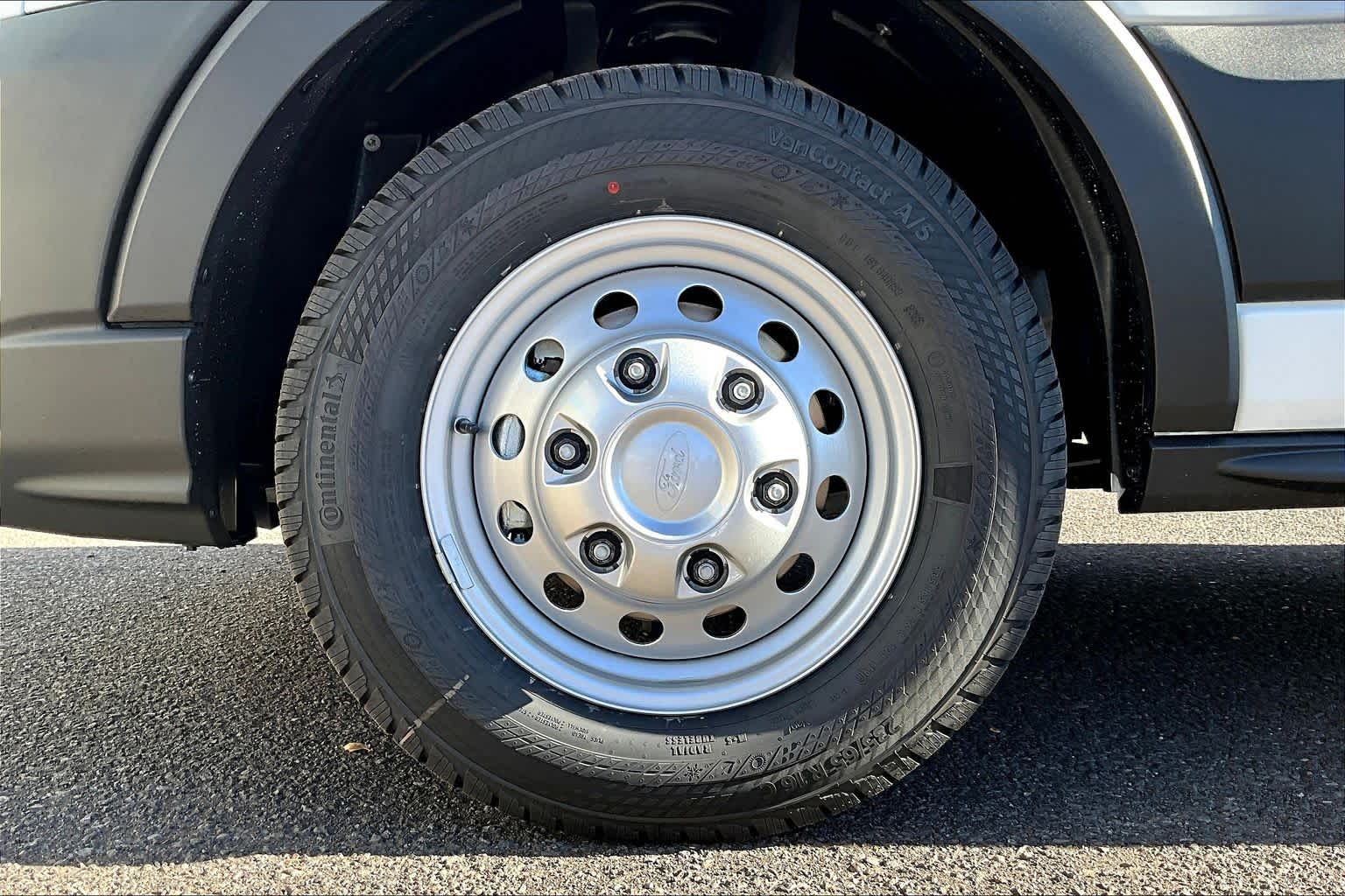 Thumbnail: 2026 Ford Transit Series - 8