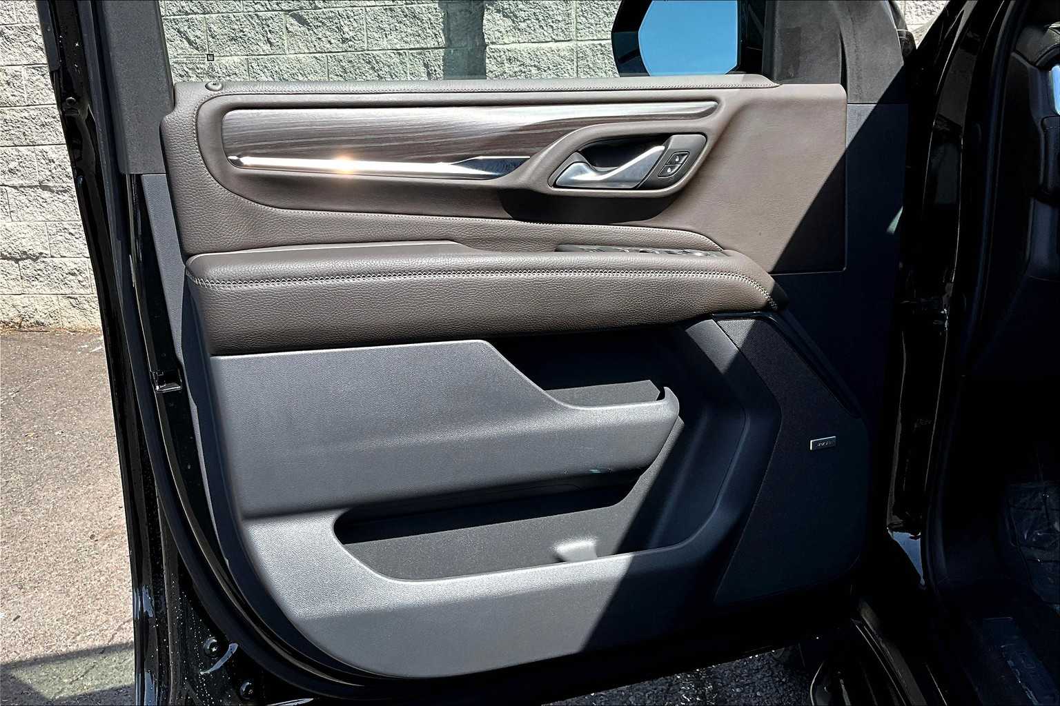 Thumbnail: 2022 GMC Yukon - 27