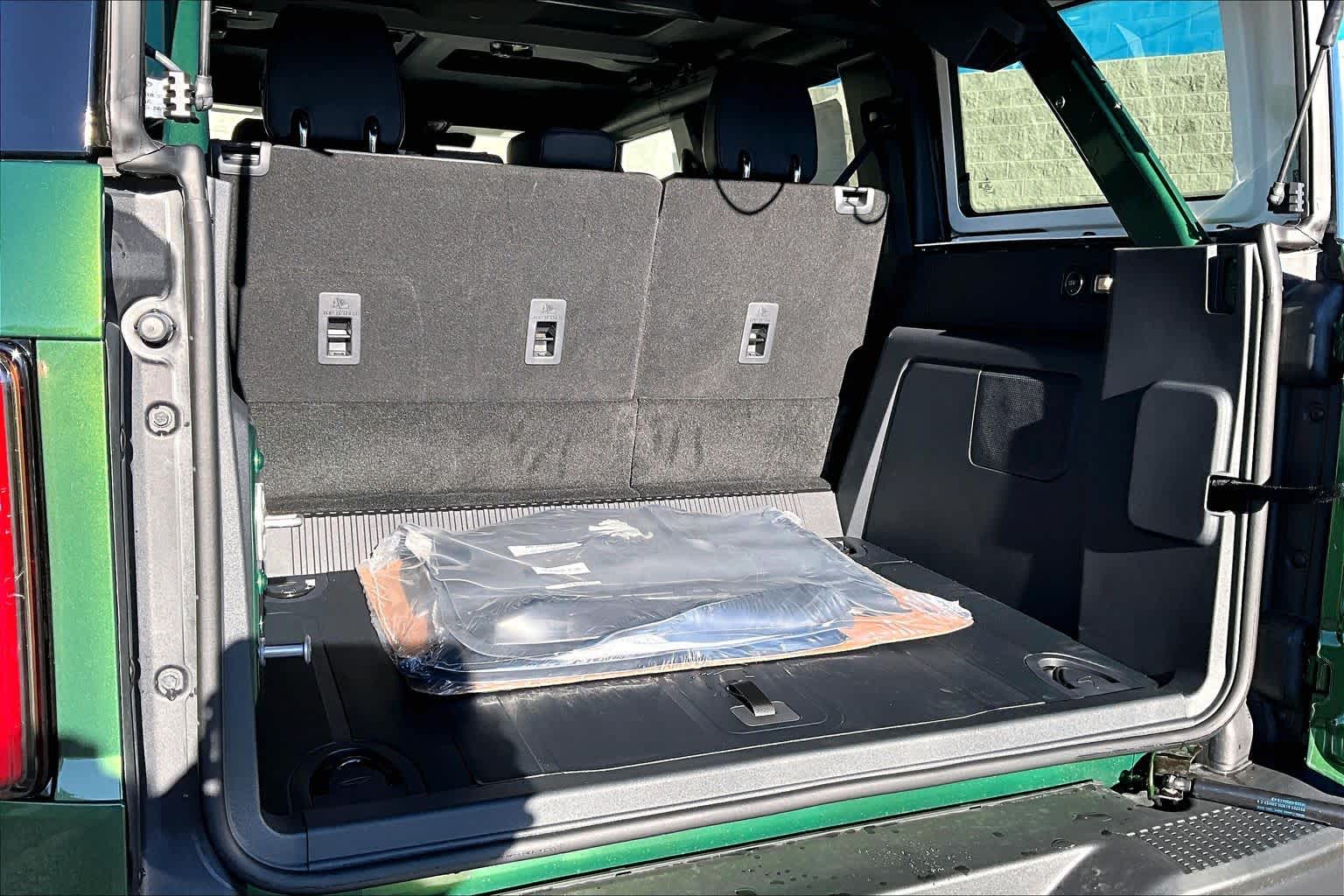 Thumbnail: 2025 Ford Bronco - 19