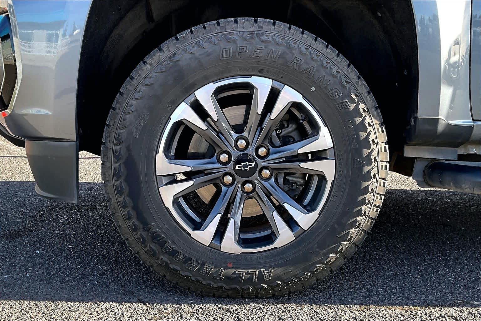 Thumbnail: 2021 Chevrolet Colorado - 8