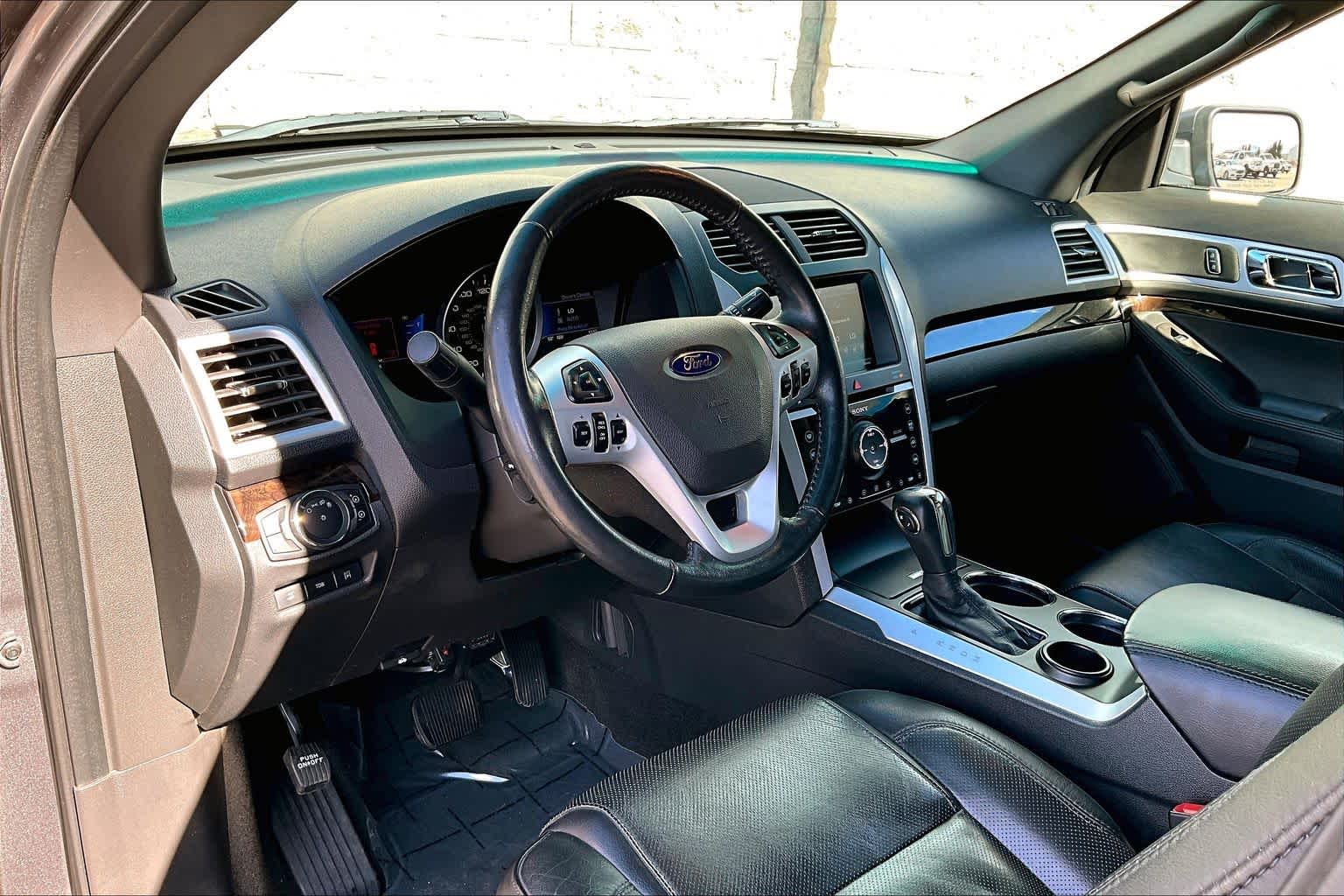 Thumbnail: 2013 Ford Explorer - 2