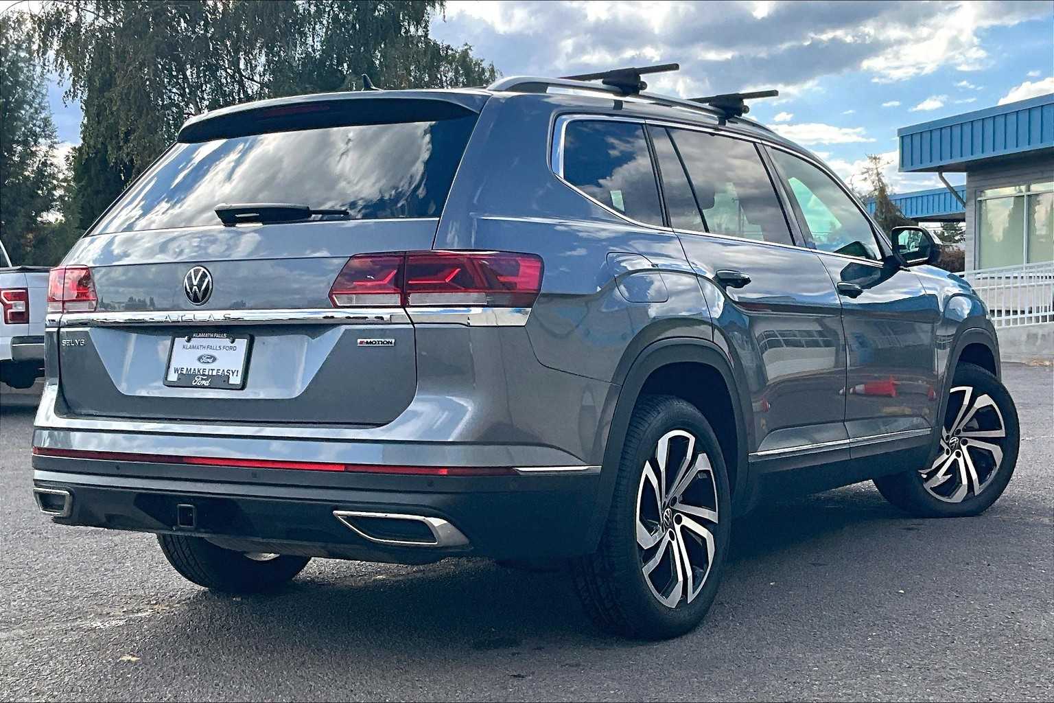 Thumbnail: 2021 Volkswagen Atlas - 22