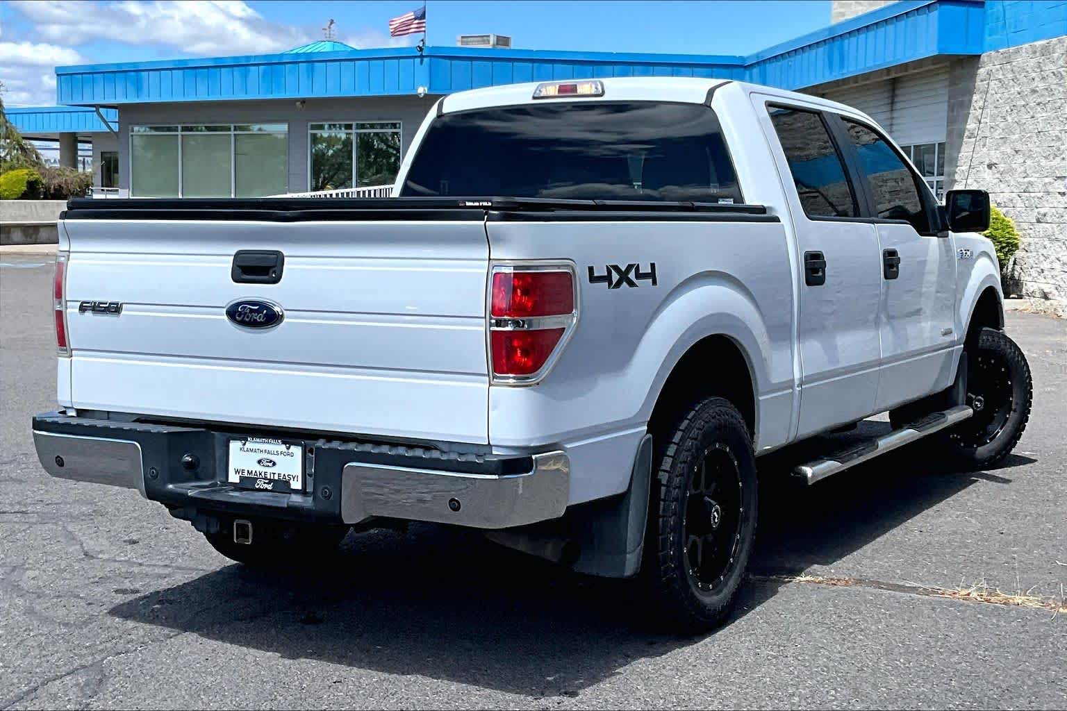 Thumbnail: 2014 Ford F-150 - 21