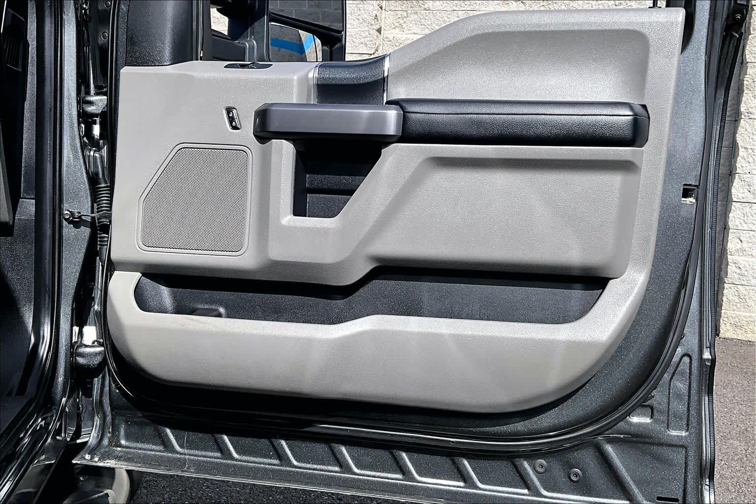 Thumbnail: 2020 Ford F-150 - 28