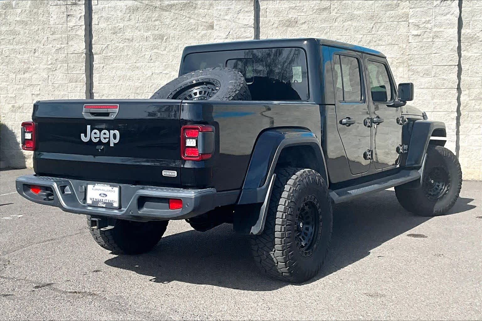 Thumbnail: 2020 Jeep Gladiator - 22
