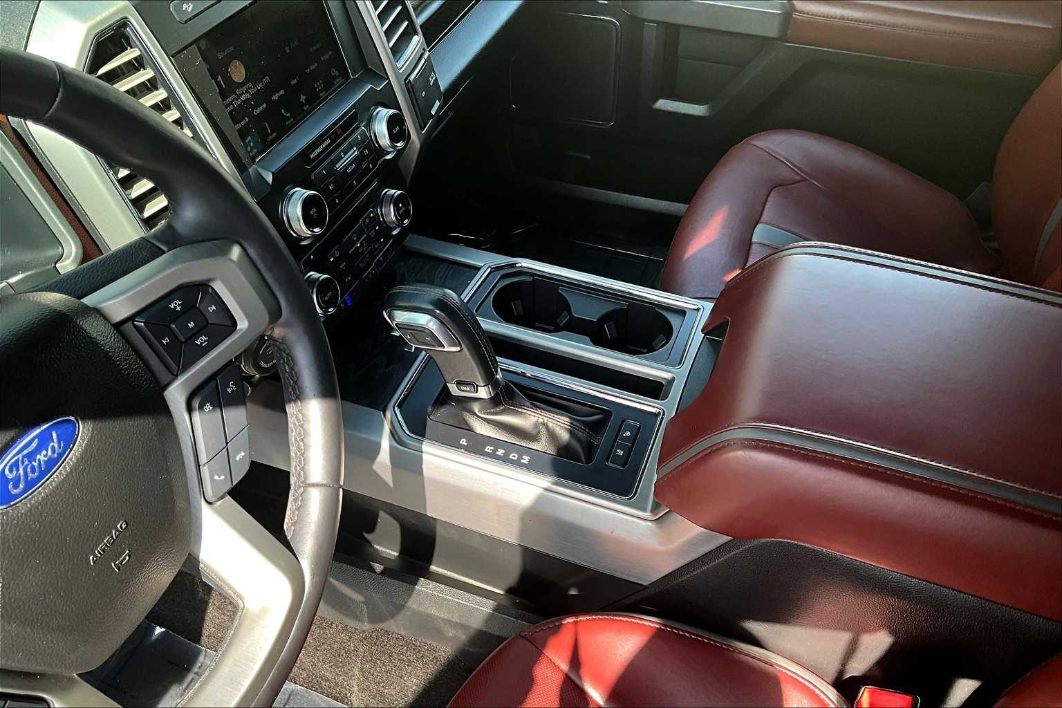 2018 Ford F-150 Platinum 16