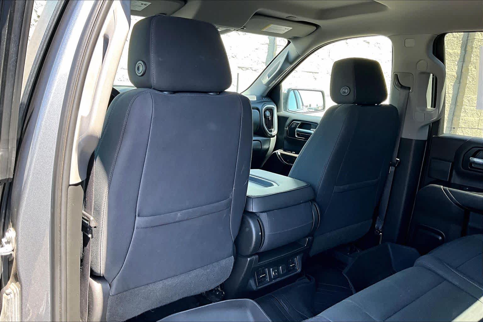 Thumbnail: 2019 Chevrolet Silverado 1500 - 12