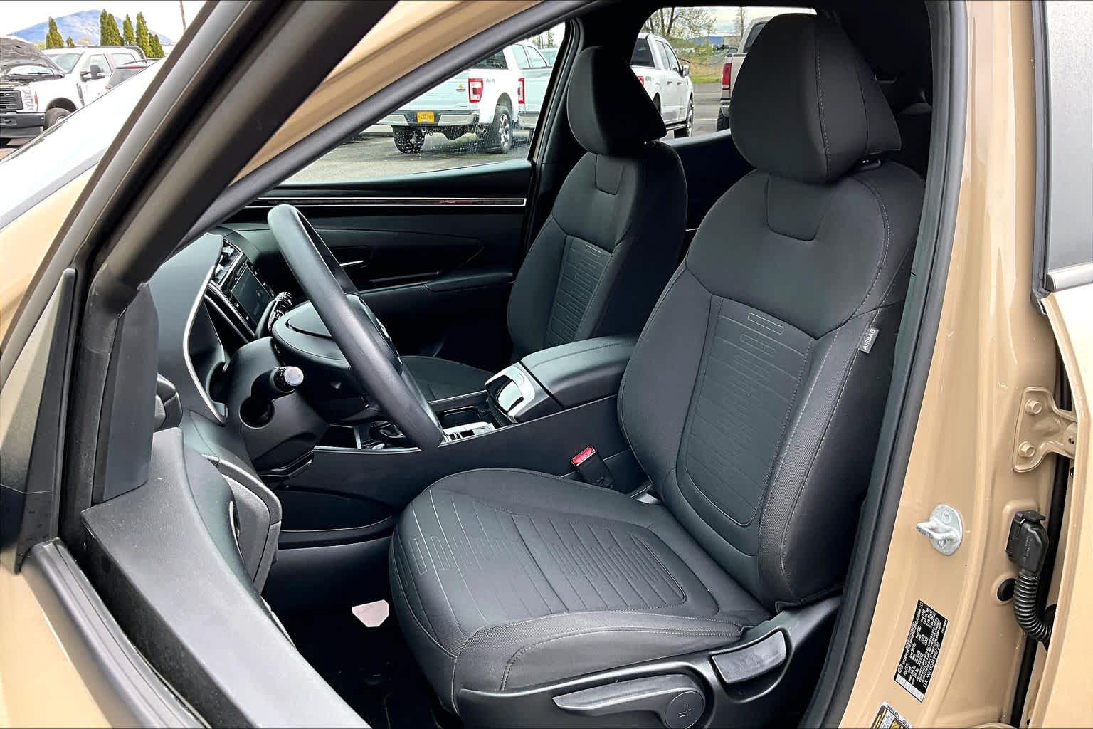 Thumbnail: 2023 Hyundai Santa Cruz - 11