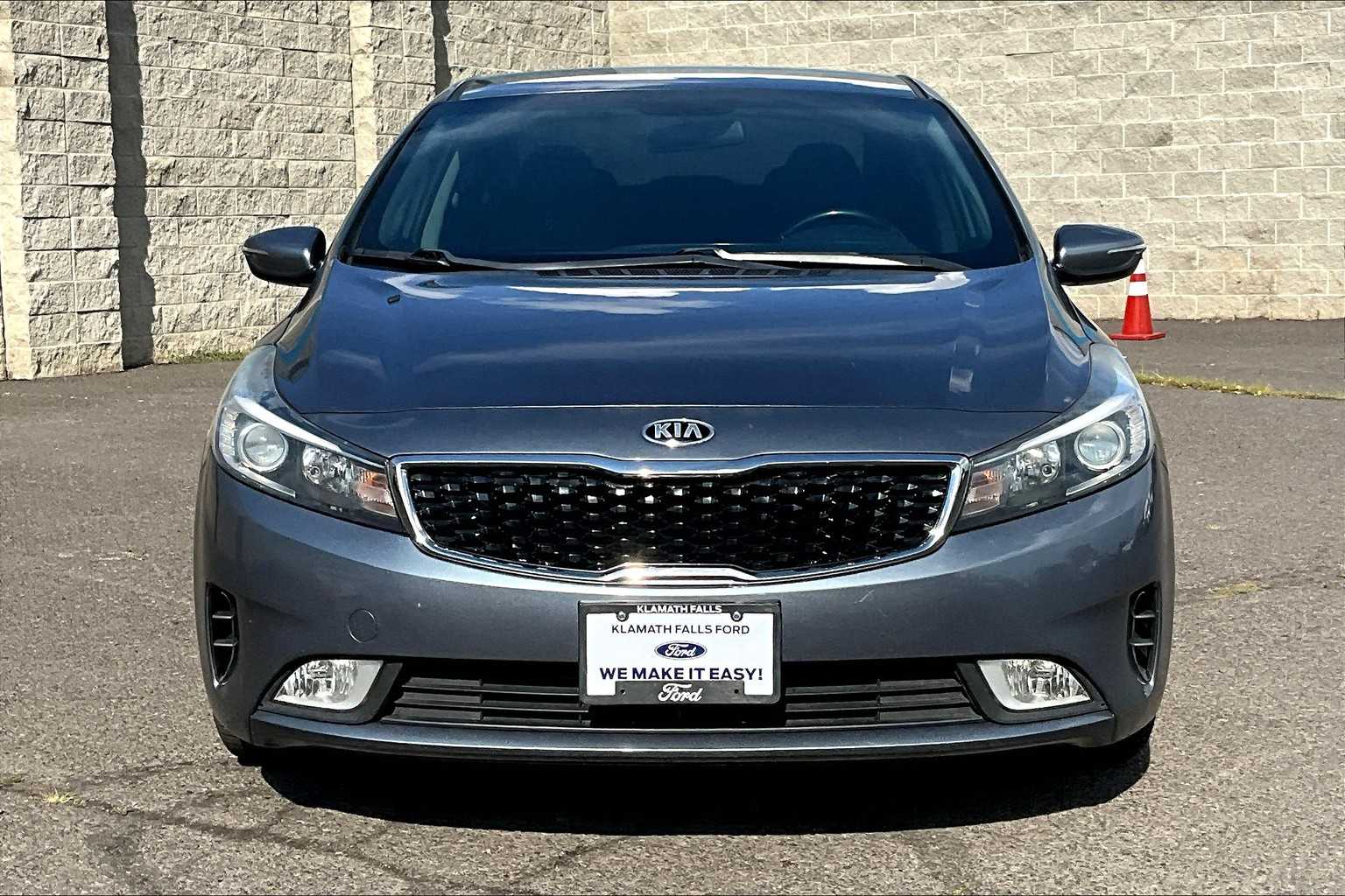 Thumbnail: 2018 Kia Forte - 6