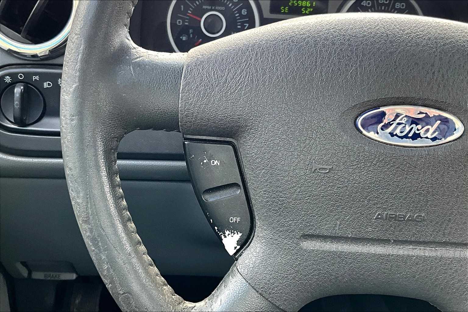 Thumbnail: 2006 Ford Expedition - 24