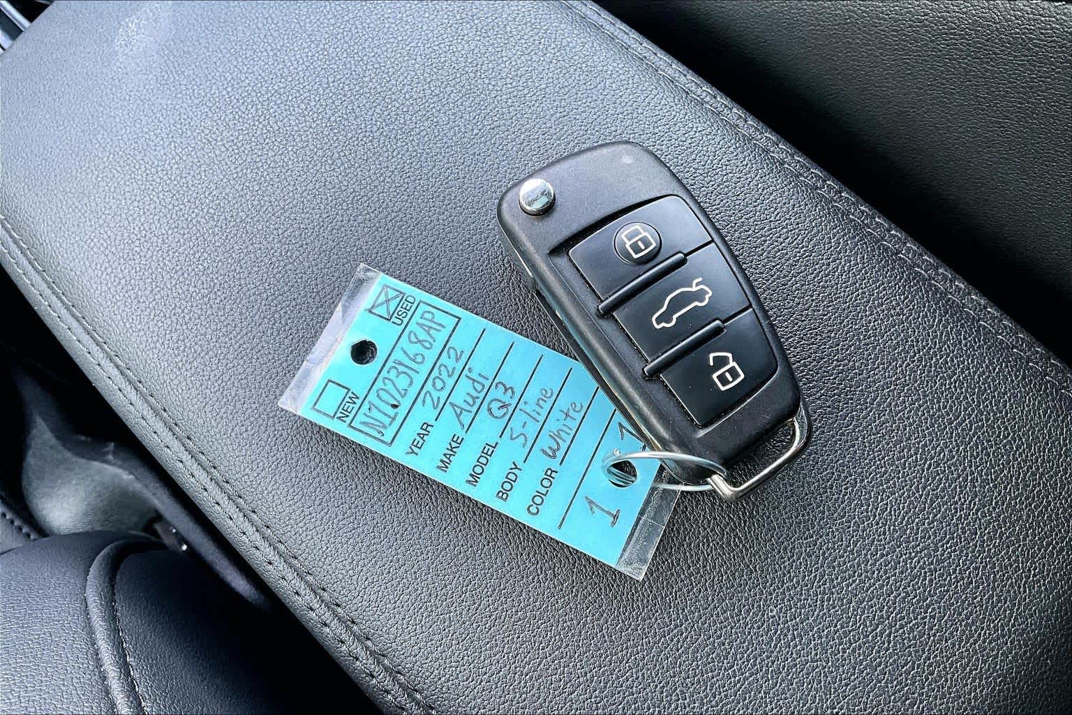 Thumbnail: 2022 Audi Q3 - 19