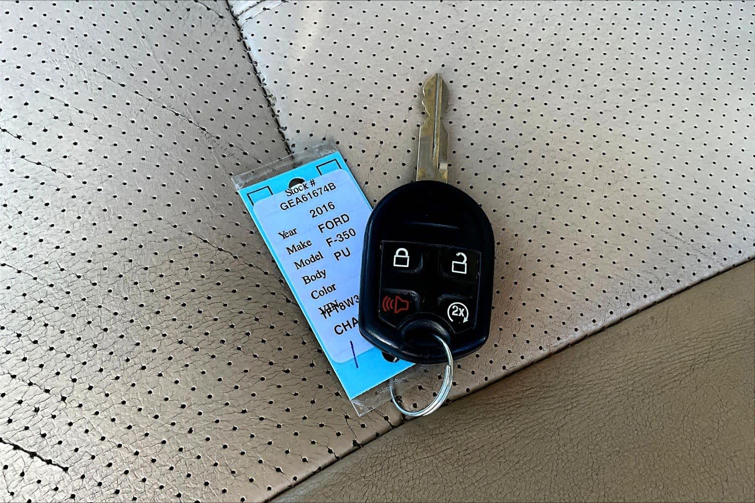 Thumbnail: 2016 Ford F-350 - 19