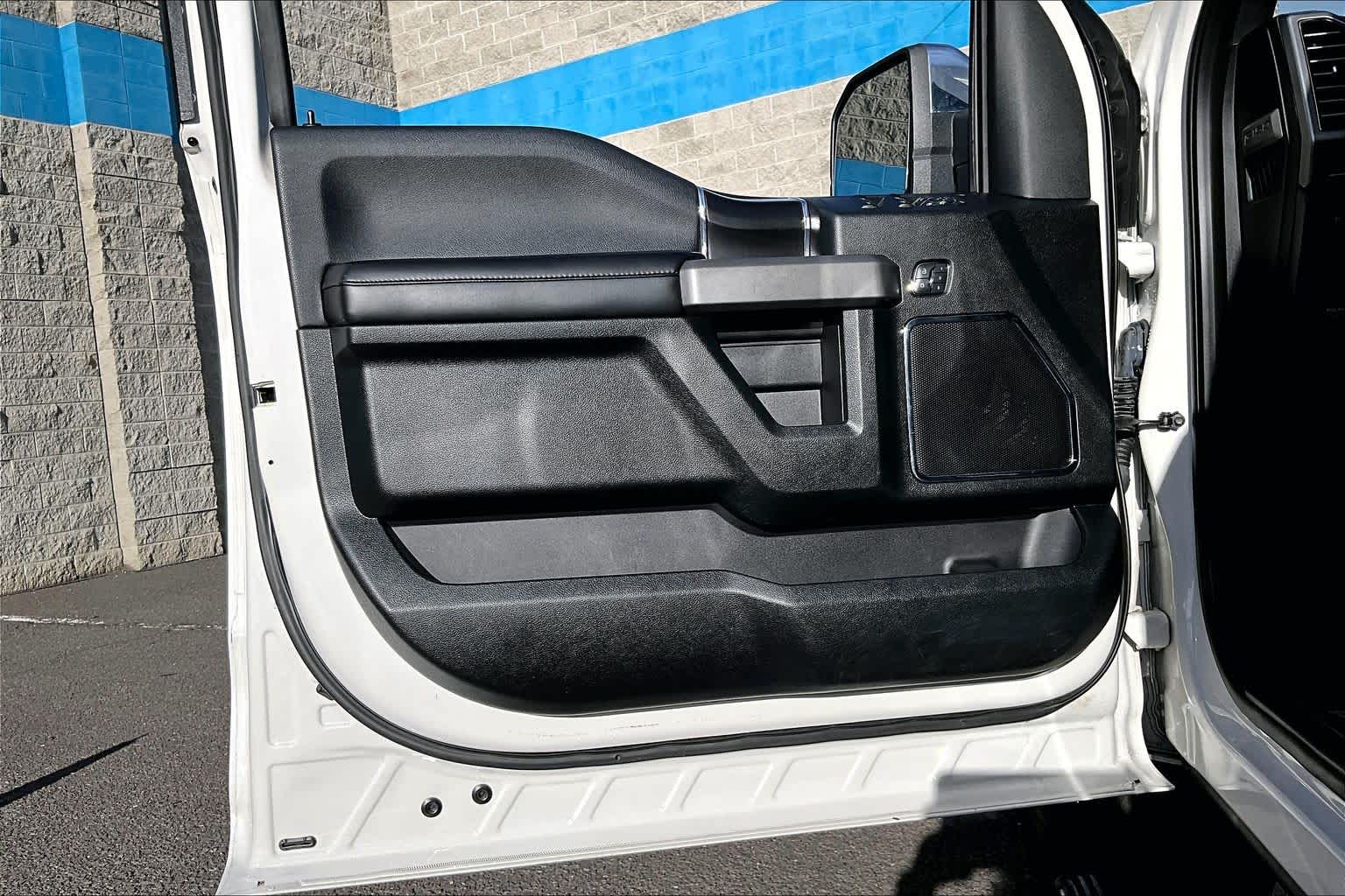 Thumbnail: 2018 Ford F-150 - 27