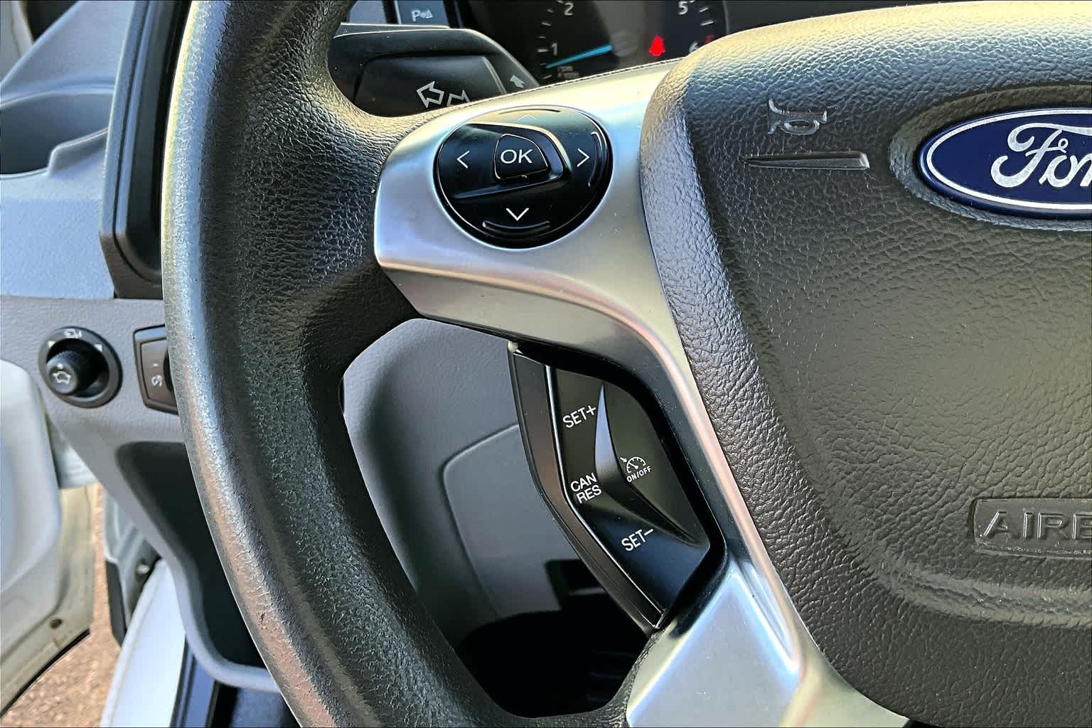 Thumbnail: 2018 Ford Transit Series - 24