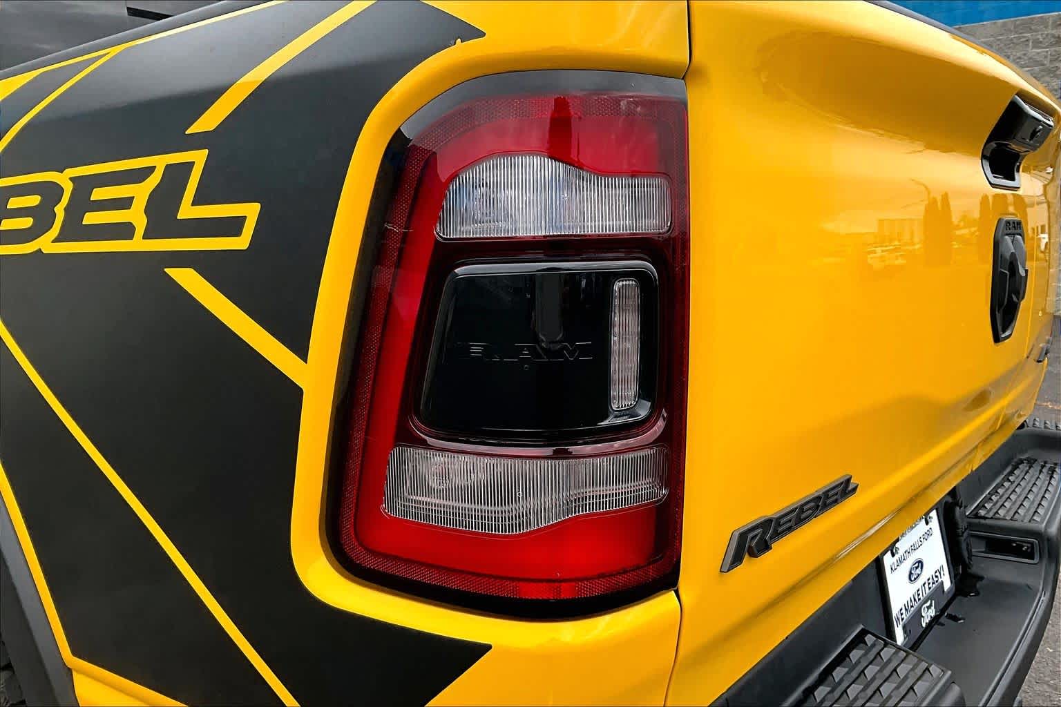 Thumbnail: 2023 RAM 1500 - 32