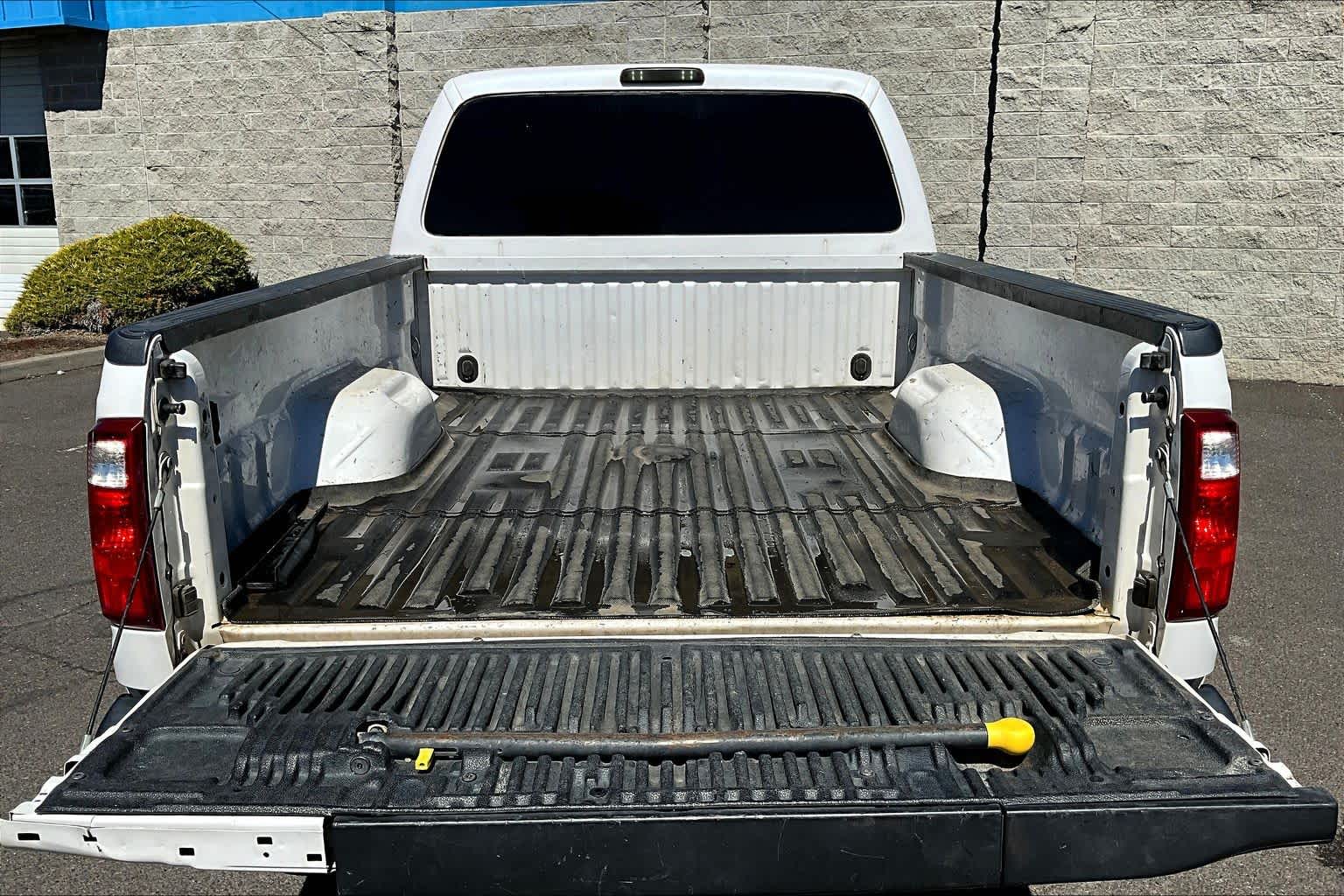 Thumbnail: 2016 Ford F-350 - 18