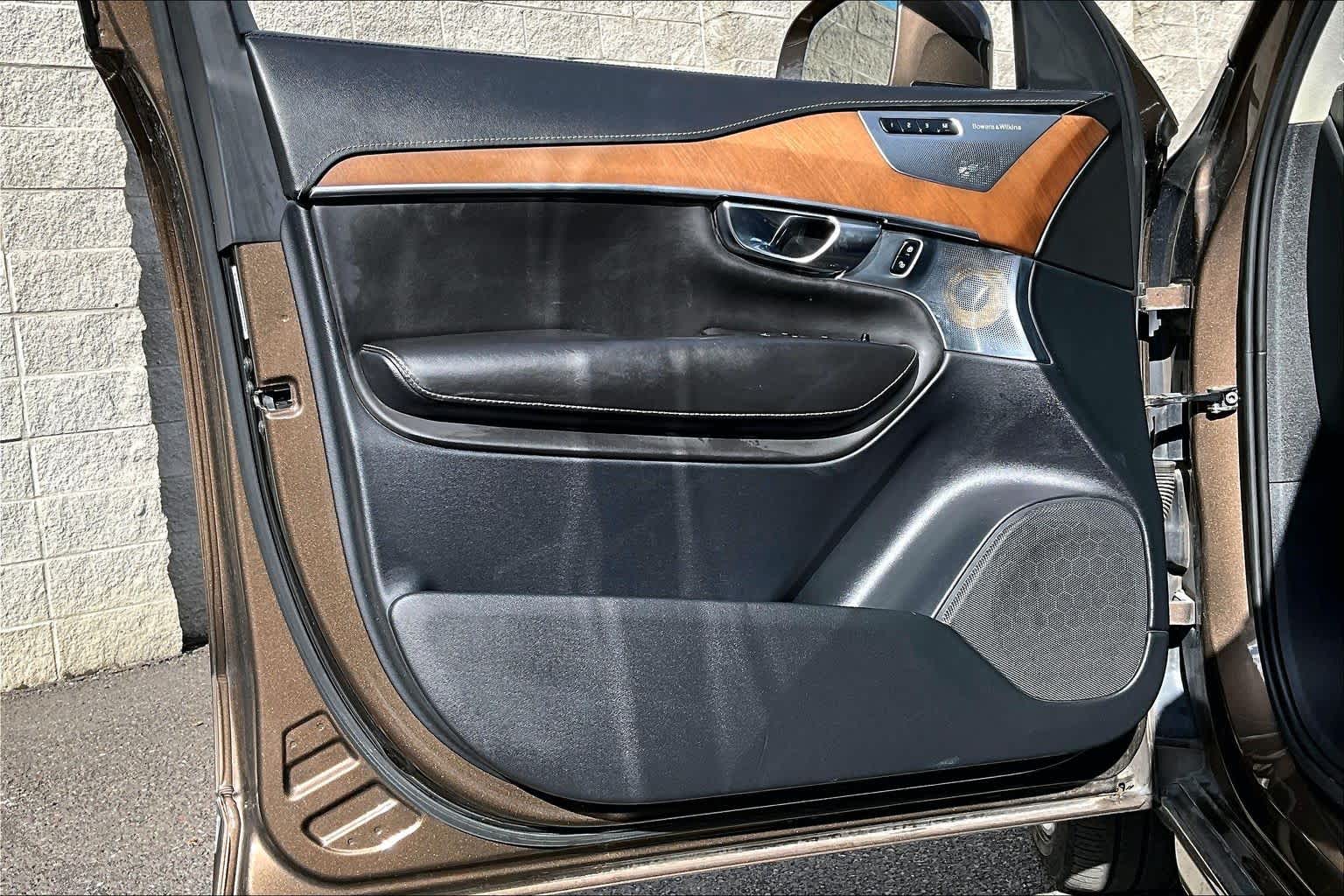 Thumbnail: 2017 Volvo XC90 - 27