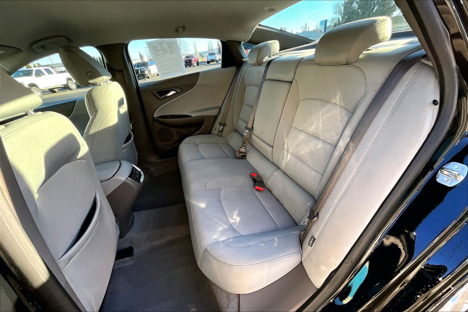 Thumbnail: 2019 Chevrolet Malibu - 29