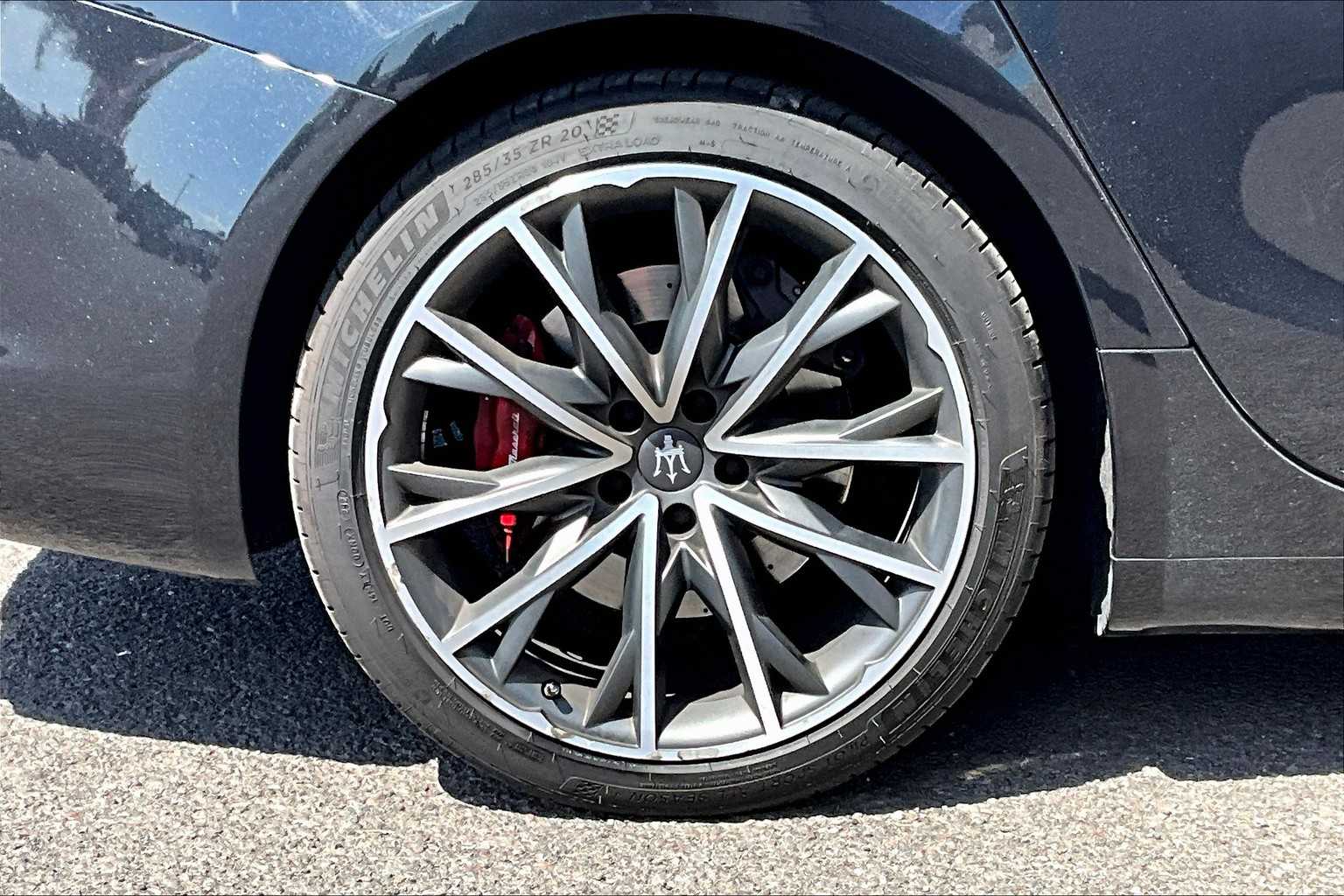 Thumbnail: 2019 Maserati Ghibli - 36