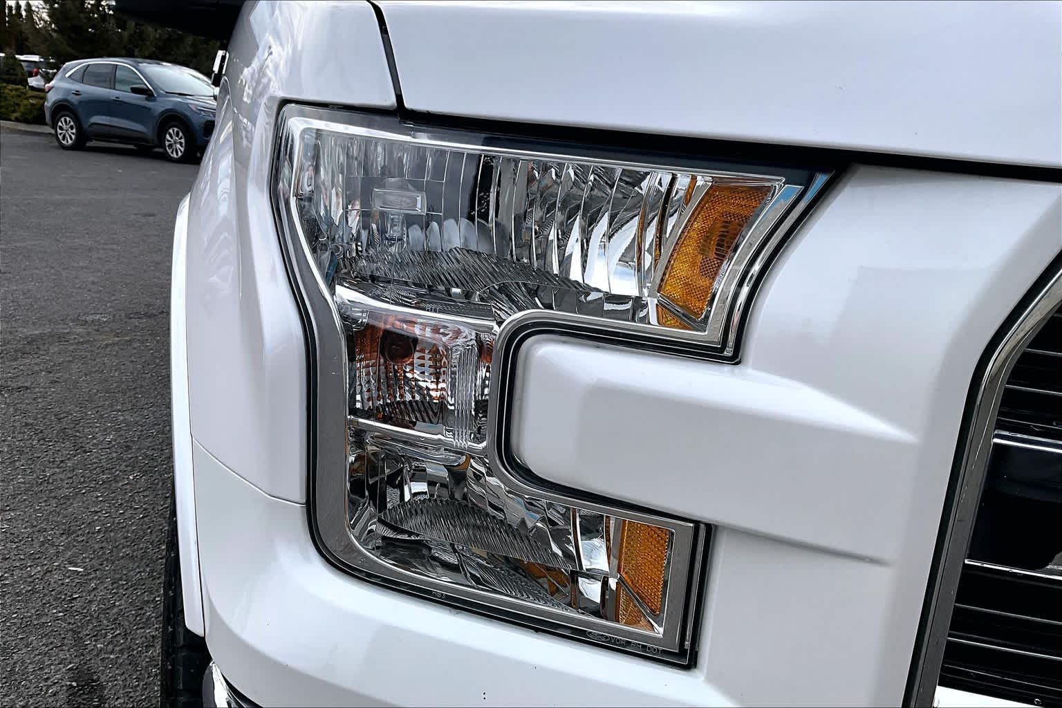 Thumbnail: 2016 Ford F-150 - 31