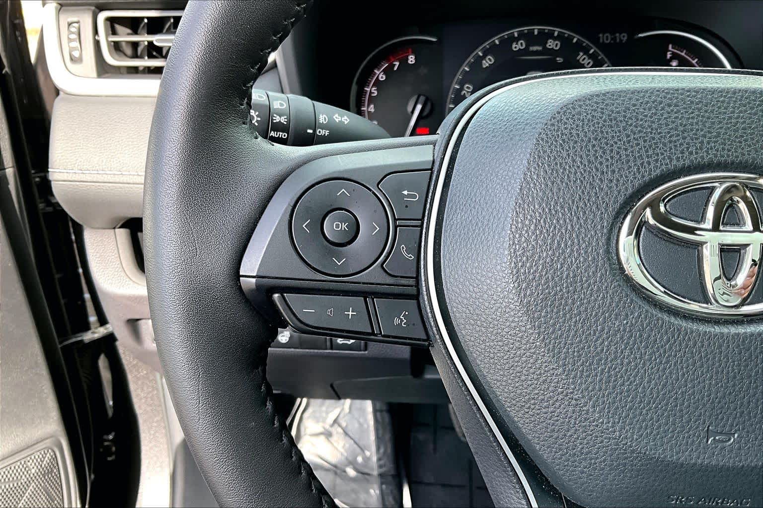 Thumbnail: 2024 Toyota RAV4 - 24