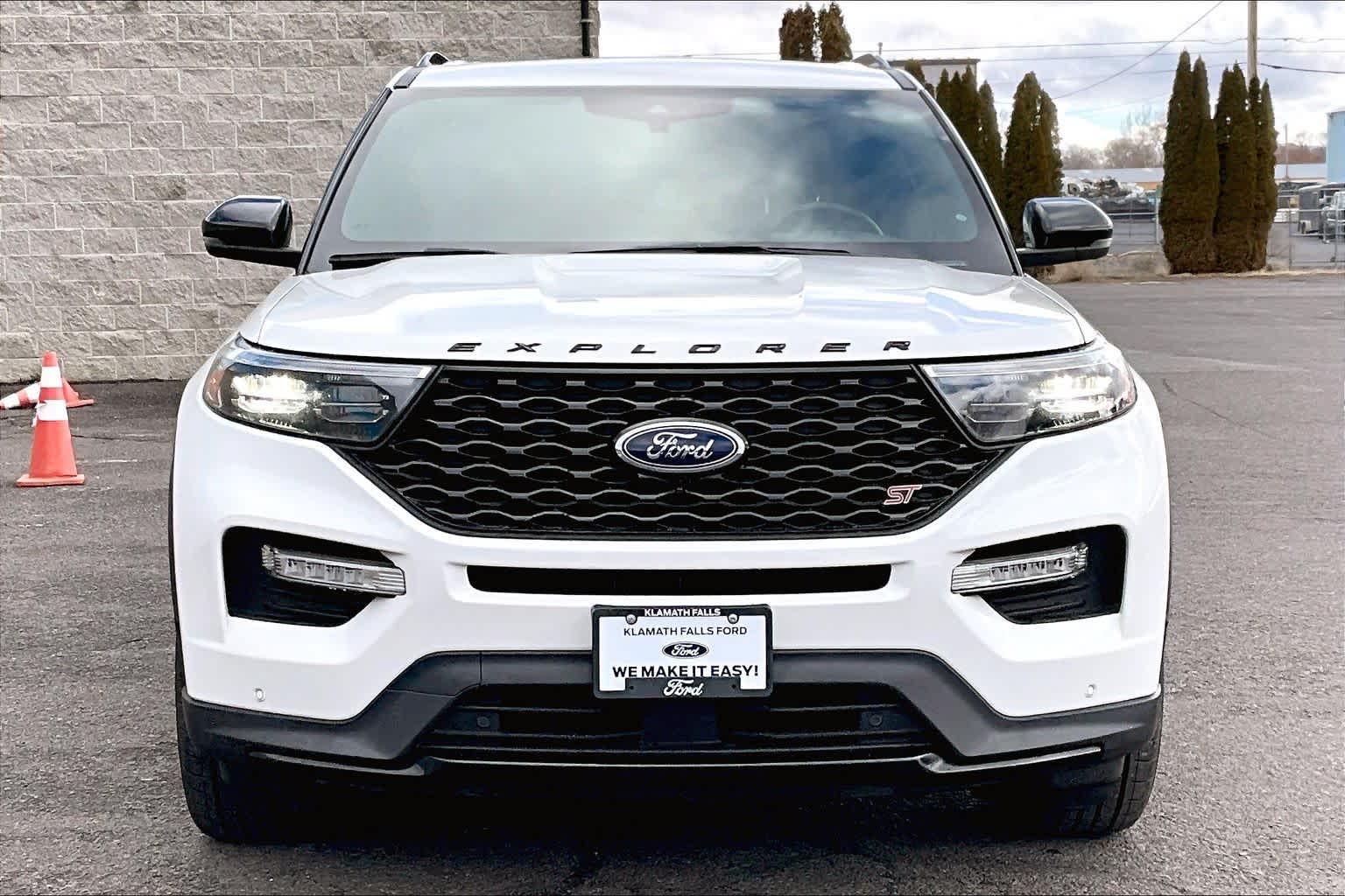 Thumbnail: 2020 Ford Explorer - 6