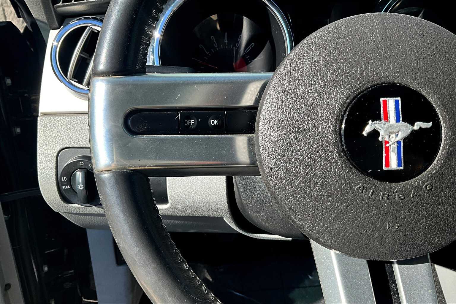 Thumbnail: 2008 Ford Mustang - 20