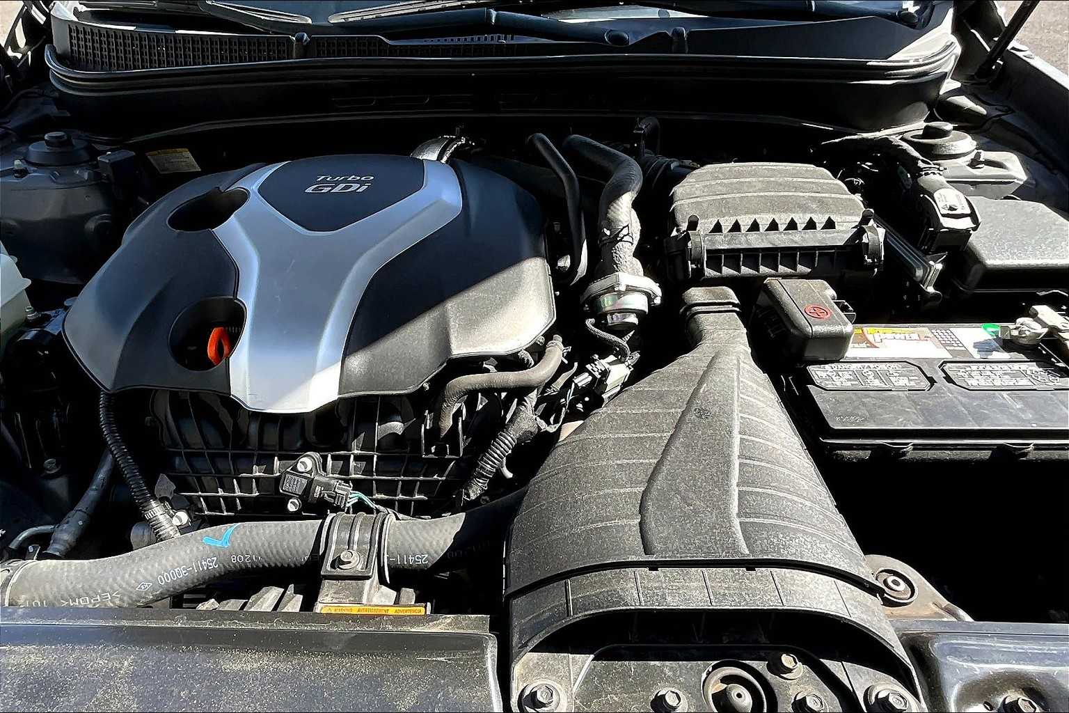 Thumbnail: 2011 Hyundai Sonata - 9