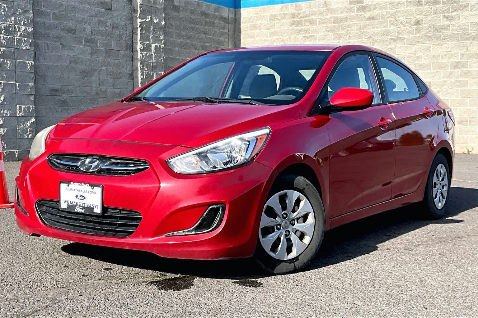 Thumbnail: 2017 Hyundai Accent - 1