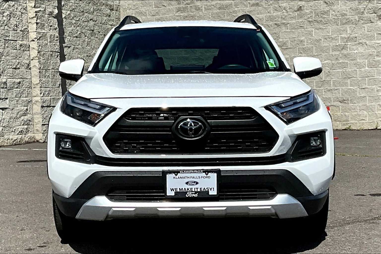 2024 Toyota RAV4 Adventure 6