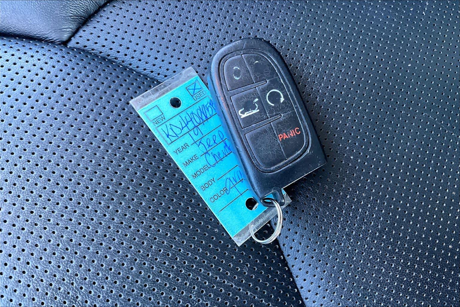 Thumbnail: 2019 Jeep Cherokee - 19